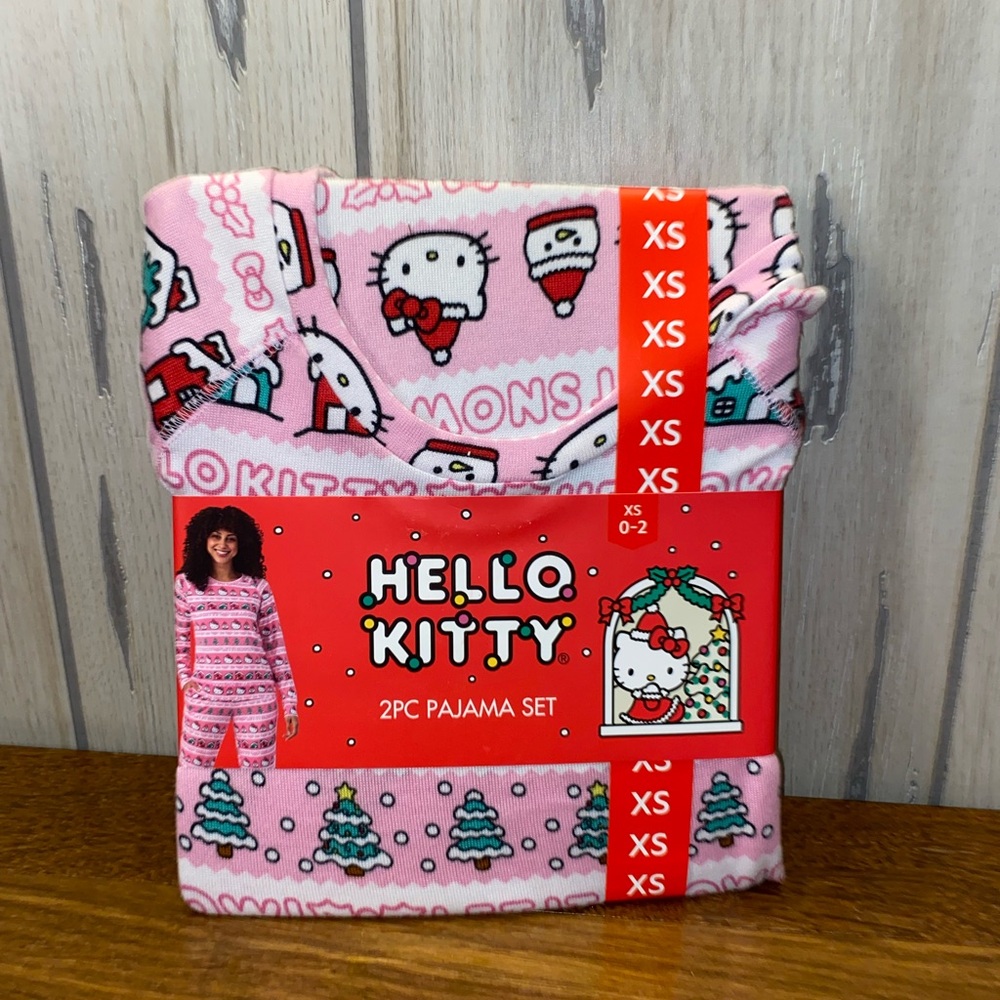 New Hello Kitty Women’s Size XS (0-2) Pajama Set